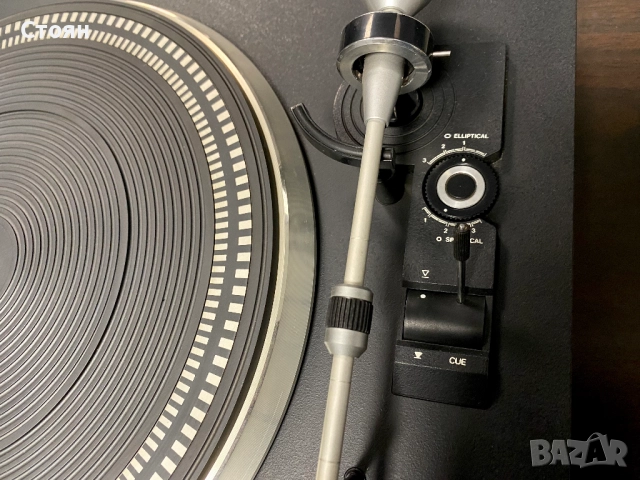 Отличен грамофон Philips , снимка 8 - Грамофони - 52466543