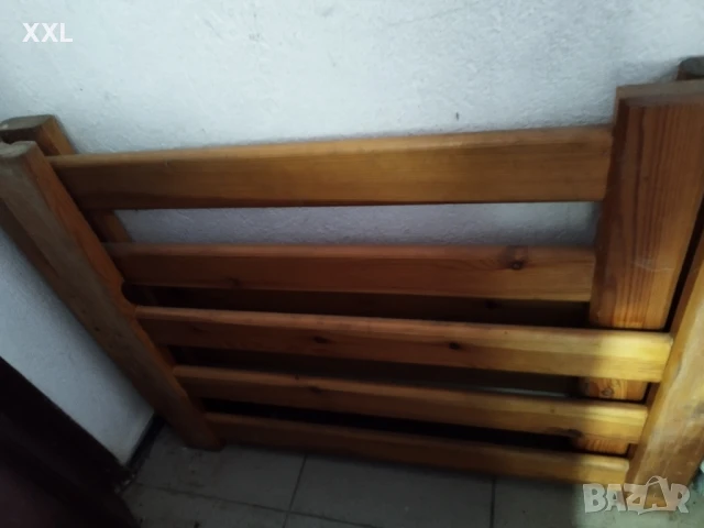 дървени легла