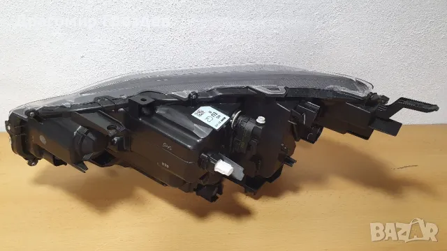 Оригинален десен фар за Toyota Yaris Cross / Тойота Ярис крос (след 2021г), снимка 11 - Части - 50065217