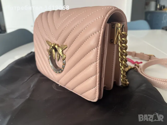 Pinko
Малка кожена чанта Love Click, снимка 3 - Чанти - 56440942