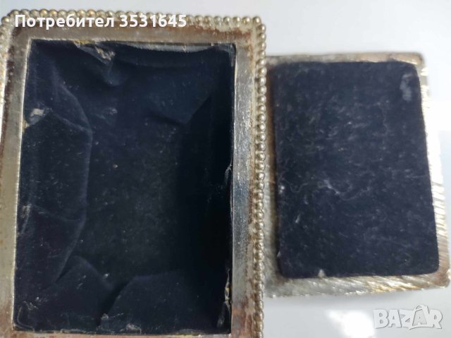 Средно голяма кутийка за бижута, снимка 4 - Подаръци за жени - 42763280