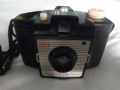 Фотоапарат Kodak Brownie Cresta. 1955г., снимка 2