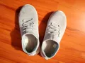 Спортни обувки от плат - 10 лв, снимка 4
