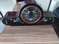 Стар механичен часовник, снимка 1 - Антикварни и старинни предмети - 39901575