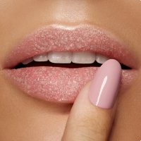 Нежен скраб за устни Kiko Milano , снимка 4 - Декоративна козметика - 44336006