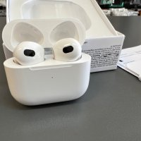 СлуСшалки безжични AirPods 3 с кутйка за безжично зареждане, снимка 6 - Слушалки, hands-free - 42180940