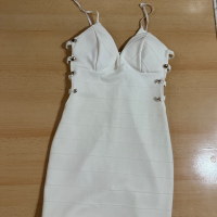 Дамска бяла рокля, снимка 1 - Рокли - 44574913