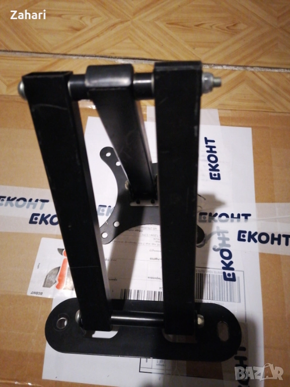 Стойка за телевизор за монтаж на стена , снимка 1