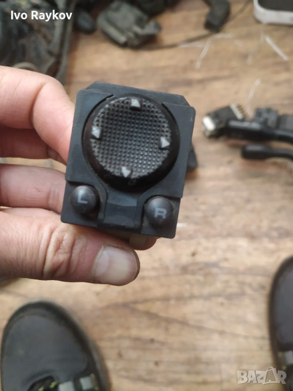 Копче за ел. огледала за Голф 3, Венто, Форд Галакси , 1H0959565 , снимка 1