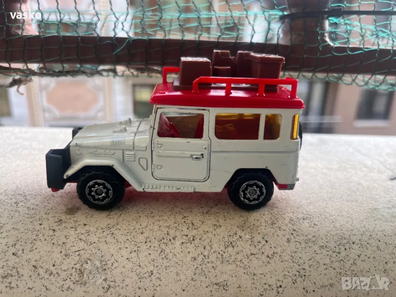 Френски Мажорет Toyota 1:43, снимка 1