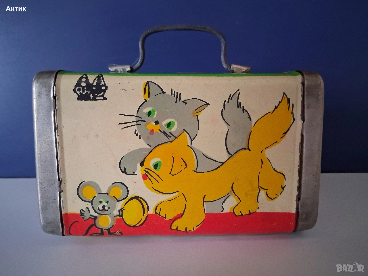 Стара Ламаринена Касичка от Соца, снимка 1