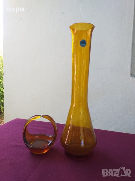 Стара стъклена ваза и купа, снимка 1