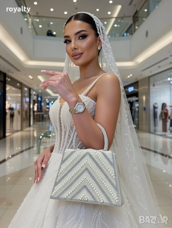 Дамска чанта - бяло със сребристо, снимка 1