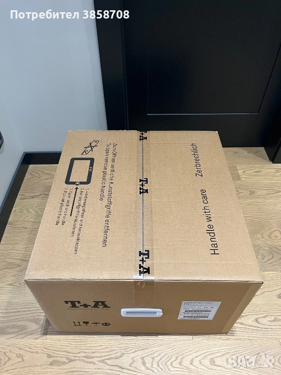 T+A P 3100HV preamp, снимка 1