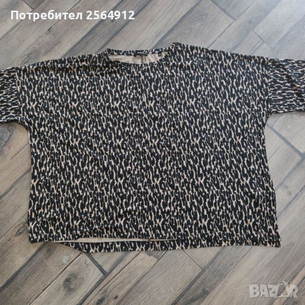 Продавам дамска блуза с къс ръкав , снимка 1