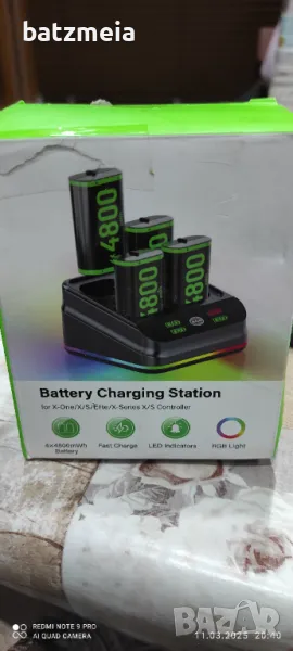 Зарядно устройство с 4x4800mWh акумулаторна батерия за Xbox One/Series X|S,, снимка 1