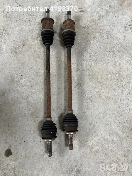 Полуоска задна Хонда ЦРВ 2 Honda CR-V, снимка 1