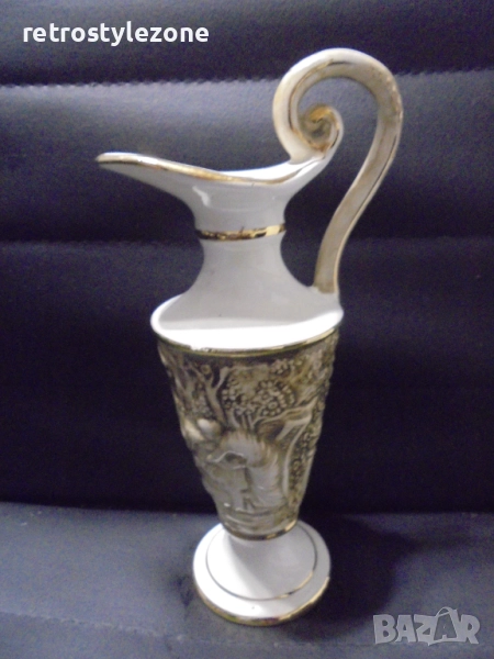 № 8365 Стара декоративна порцеланова кана R. Capodimonte    , снимка 1