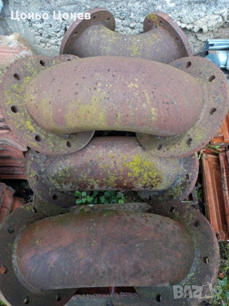 Продавам 5 бр. Стоманени колена ф 210 мм. със заварени фланци с D 360 мм., снимка 1