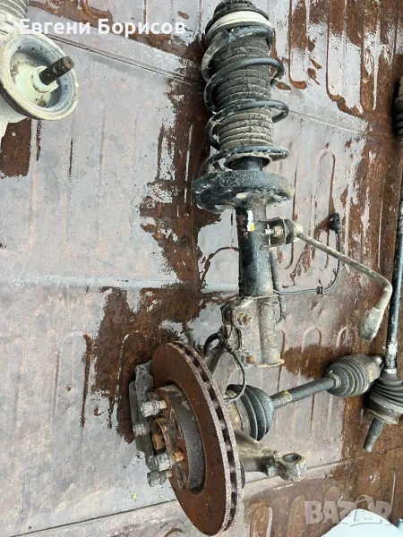 Полуоски главини и макферсони за Опел Корса 1.2,16v, снимка 1