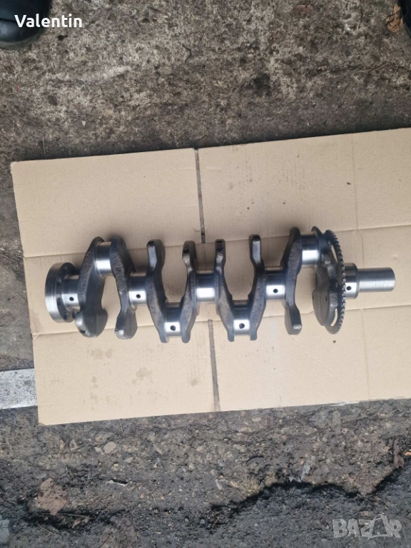 Продавам колянов вал за Мазда 2,2 Скайактив с лагери и биела , снимка 1