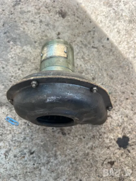 Продавам моторче парно уаз газ , снимка 1