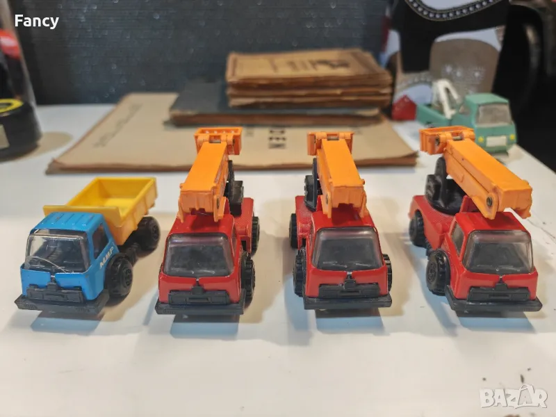 Стари ламаринени играчки Микро, снимка 1