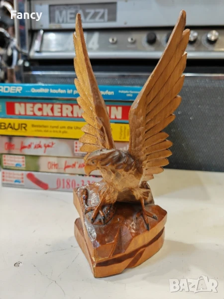 Дървена статуетка Орел и змия, снимка 1