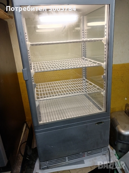 Показна витрина, снимка 1