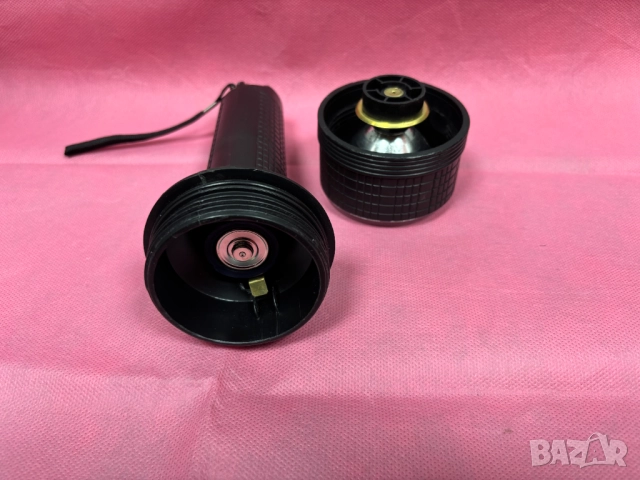 Фенер CRAFT + 2 батерии, снимка 7 - Къмпинг осветление - 52610911