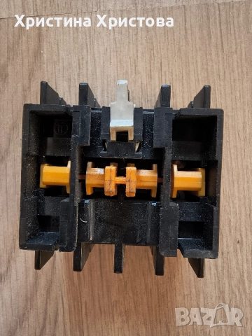 Помощен контакт Telemechanique LA1-D22 10A, 2НО+2НЗ, снимка 4 - Друга електроника - 52236517