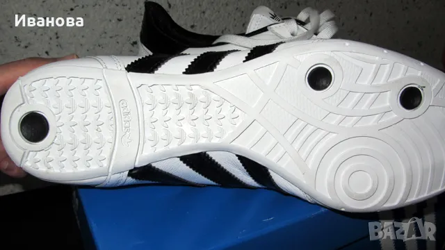 Сникърси ADIDAS. Бели кожени маратонки, снимка 3 - Маратонки - 49611348