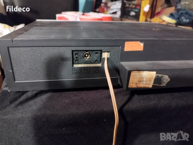 Тунер Радиола, снимка 2 - Ресийвъри, усилватели, смесителни пултове - 52442576