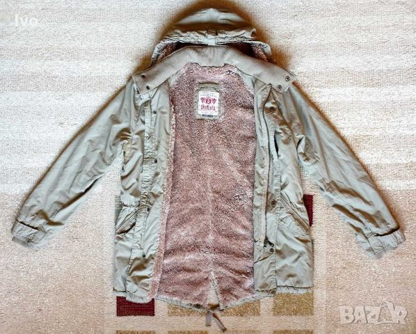 ЧИСТО НОВО яке Alcott с мека подплата