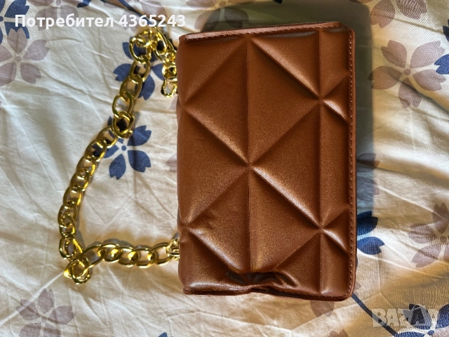 Малка дамска ежедневна чанта в кафяв цвят, НОВА!, снимка 2 - Чанти - 52710085