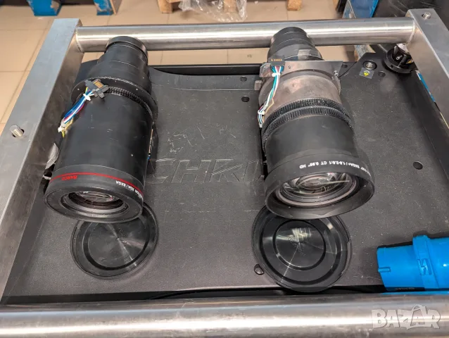 Christie Roadster HD18K - Xenon Projector 17500 Lm, снимка 13 - Други - 50867547