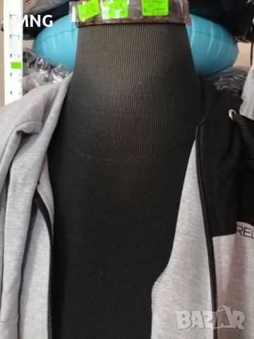 Манекен със стойка