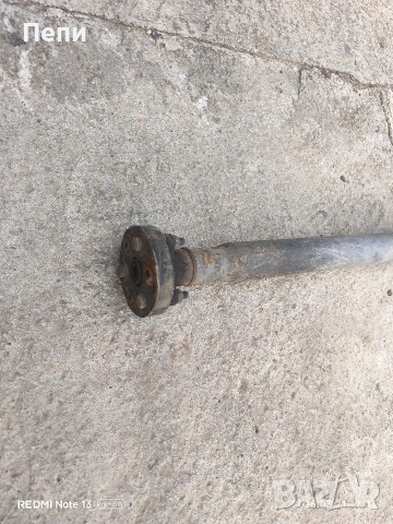 Кардан за Мерцедес 190 200 Д, снимка 2 - Части - 53932730