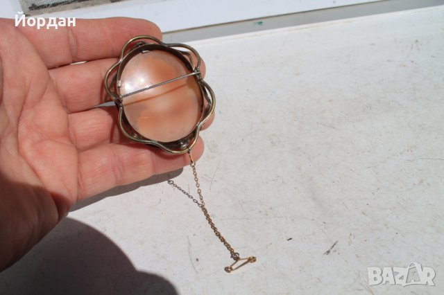 Стара викторианска брошка камея позлатена, снимка 5 - Антикварни и старинни предмети - 40000803