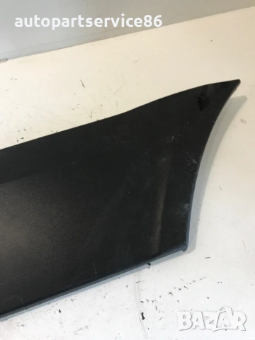 Декоративна лайсна, дясна страна, за Mercedes W906 Sprinter (2006-2012) A9066903562, снимка 2 - Части - 53884857