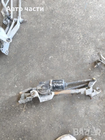 Ел. мотор за чистачките за Mazda Premacy Minivan (07.1999 - 03.2005), миниван, позиция: предна, № 84