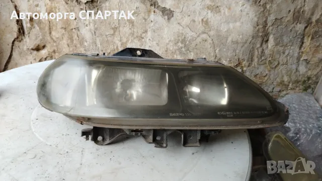 Ляв/десен фар за Renault laguna , снимка 1 - Части - 47260147