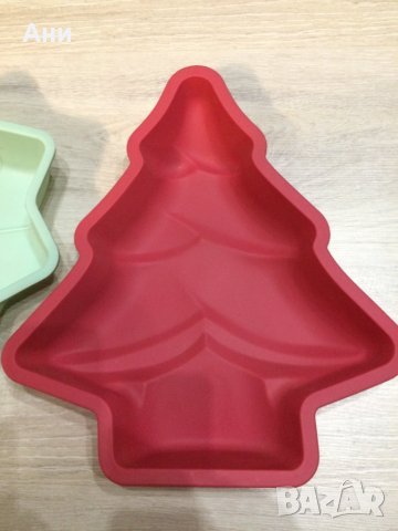 Големи силиконови форми за коледни торта,кекс или каквото ви хрумне,елха и снежинка.. , снимка 2 - Съдове за готвене - 38778411