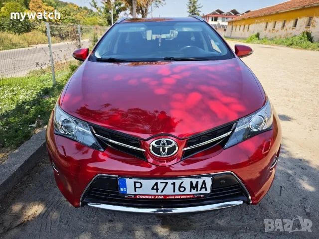 Toyota Auris D4D 2000 Diesel, снимка 2 - Автомобили и джипове - 55816478