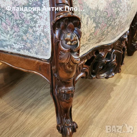 Антично кресло с ръчно резбована дървена рамка и флорална дамаска, снимка 6 - Дивани и мека мебел - 48390745