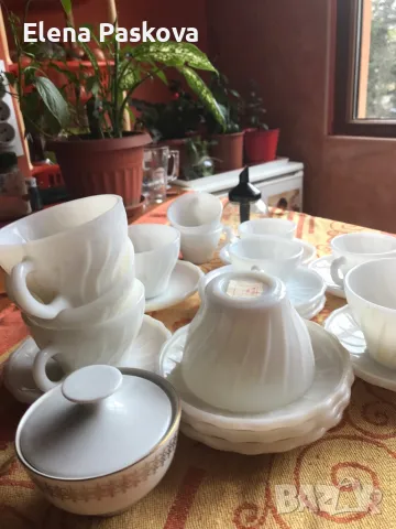 чаши бял аркопал за чай и кафе - 11 броя, снимка 4 - Сервизи - 49696578