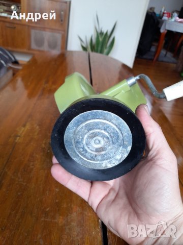 Стара мелница,ренде Moplen, снимка 5 - Антикварни и старинни предмети - 39532397