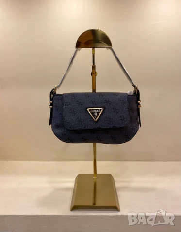 чанти guess, снимка 3 - Чанти - 51429030