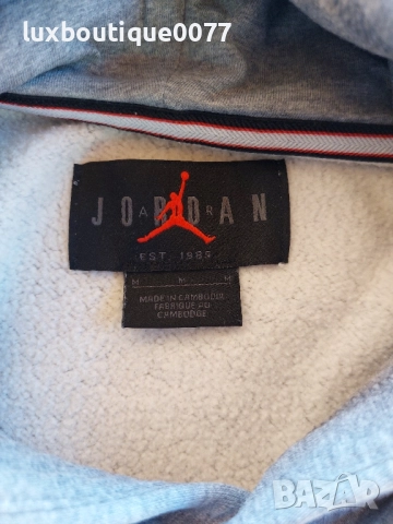 Чисто нов без етикет суичър Jordan essentials M, снимка 6 - Суичъри - 52248194