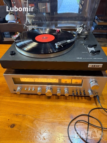 Ресивър SCOTT и грамофон AKAI